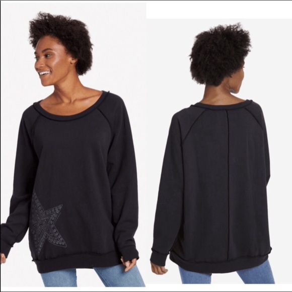 Life Is Good Tops - Life is Good Artsy Stars oversized sweatshirt S